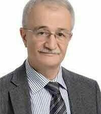 Olay Gazetesi’nin eski Genel Yayın Müdürü Engin Özpınar hayatını kaybetti.