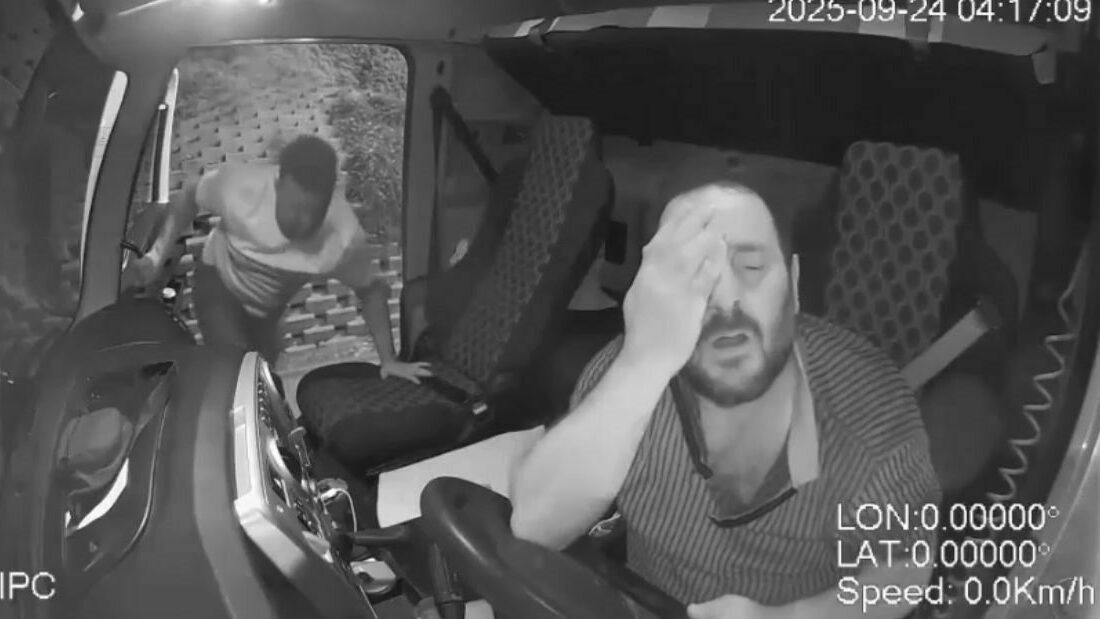 Bursa’nın Osmangazi ilçesinde meydana gelen trafik kazasının ardından tır şoförünü