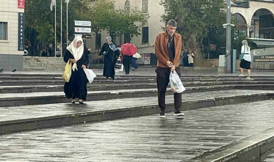 Yaz aylarının son günlerinin yaşandığı Bursa’da beklenen yağmura vatandaşlar hazırlıksız