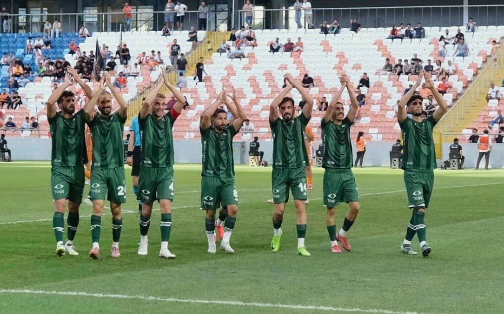 TFF 2. Lig Kırmızı Grup 5. hafta maçında Bursaspor, deplasmanda