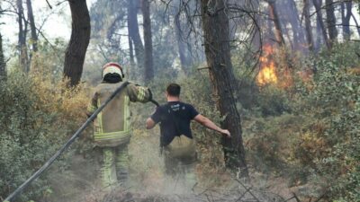 Bursa Büyükşehir Belediyesi ekipleri, Bursa’da televizyon vericilerinin bulunduğu Gündoğdu Mahallesi’nde