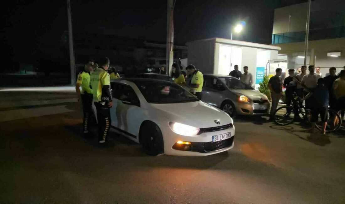 Bursa’nın İnegöl ilçesinde polisin “dur” ihtarına uymayan otomobil sürücüsü, aracı