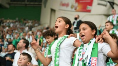 Bursaspor’a verdiği desteklerle ön plana çıkan Osmangazi Belediye Başkanı Erkan