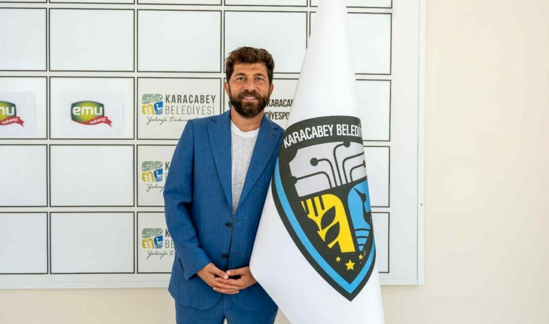 TFF 2. Lig Beyaz Grup ekiplerinden Karacabey Belediyespor’da, teknik direktör
