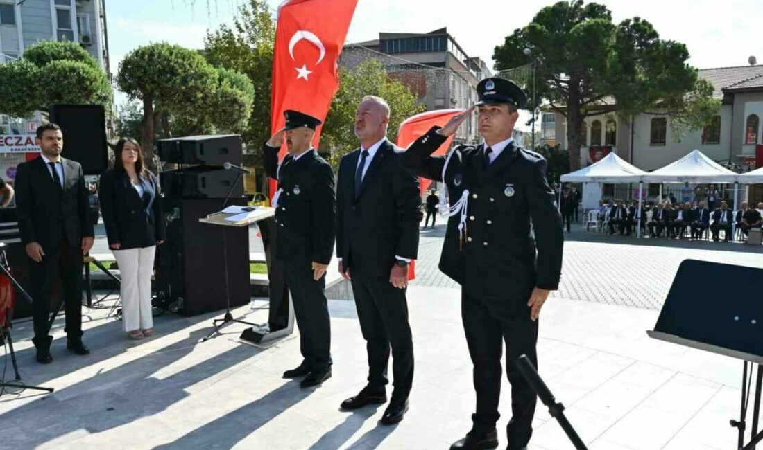 Karacabey’in düşman işgalinden kurtuluşunun 103. yılı, Cumhuriyet Alanı’nda düzenlenen çelenk