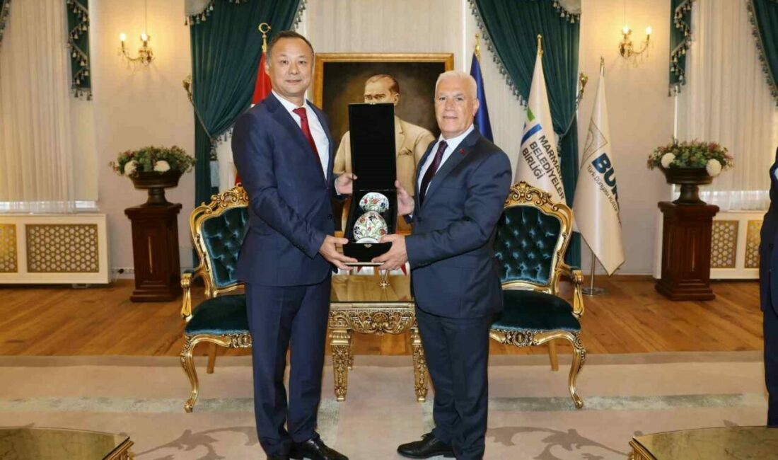 Kırgızistan ile kardeşlik köprüsü Kırgız Cumhuriyeti Ankara Büyükelçisi Ruslan Kazakbaev’in Başkan Mustafa Bozbey’e yaptığı