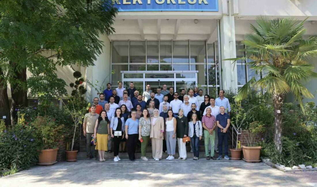 Meslek Yüksekokullarına akreditasyon desteği Bursa Uludağ Üniversitesi (BUÜ) Bologna Koordinatörlüğü tarafından meslek yüksekokullarının akreditasyon