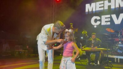 Bursa’nın Gemlik ilçesinde, kentin düşman işgalinden kurtuluşunun yıl dönümü dolayısıyla