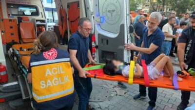 Bursa’nın Orhangazi ilçesinde motosiklet bir çocuğa çarptı. Savrulan motosikletin bir