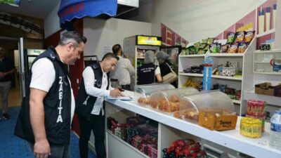 Nilüfer Belediyesi Zabıta Müdürlüğü ile Ruhsat ve Denetim Müdürlüğü ekipleri,