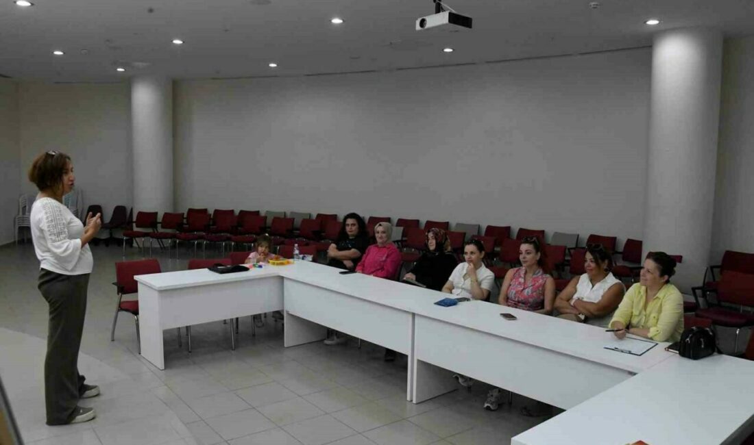 Osmangazi Belediyesi, velilerin kitaplara farklı bir gözle bakabilmesi ve çocuklarına