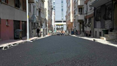 Osmangazi Belediyesi, ilçedeki yolları daha konforlu hale getirmek için asfalt