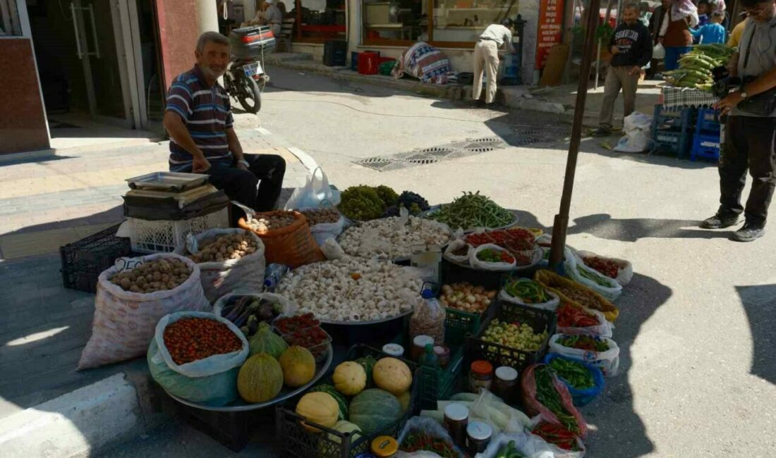 Bursa’nın Orhaneli ilçesindeki Beyce Pazarı, peynir altı suyu, ısırgan otu