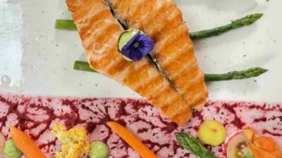 Tatlı suda yetiştirilen alabalıkların tuzlu suya alındıktan sonra 3,5-4 kilogram