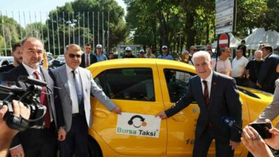 Bursa Büyükşehir Belediyesi’nin destekleriyle yerli yazılımla hayata geçirilen ’Bursa Taksi’