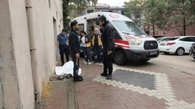 Bursa’nın İnegöl ilçesinde yaşlı adam sokakta ölü bulundu. Olay, saat