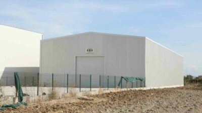 Nilüfer Belediyesi, Yaylacık Mahallesi’nde kaçak olduğu tespit edilen 1000 metrekarelik