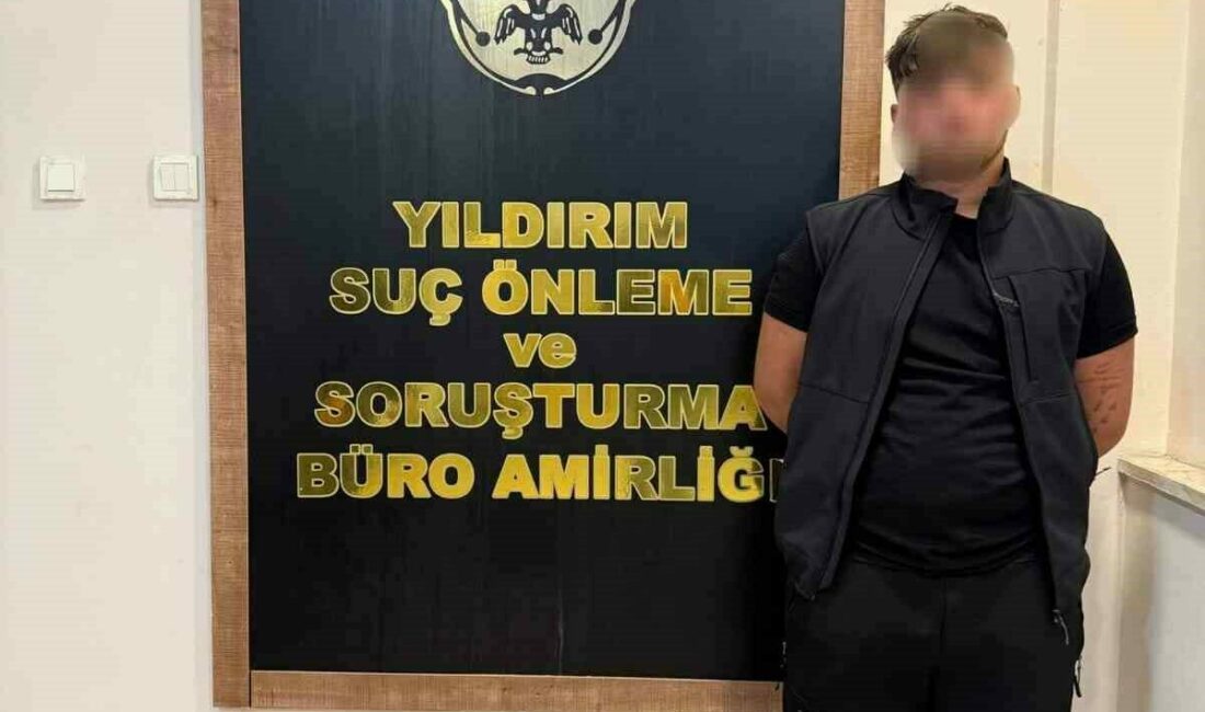80 yıl hapis cezası bulunan firari ormanlık alanda yakalandı Bursa’da “Birden fazla kişi tarafından gece vakti silahla yağma” suçundan