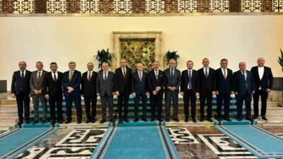 AK Parti Bursa teşkilatında iki ilçede yeni görevlendirmeler yapıldı. Harmancık