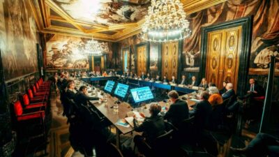 İspanya’nın Barselona kentinde düzenlenen ‘Dünya Metropol Zirvesi’nde (10. EMA Forumu)