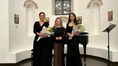 Nilüfer Belediyesi tarafından Gölyazı Aziz Panteleimon Kilisesi’nde düzenlenen “Güz Resitali”nde