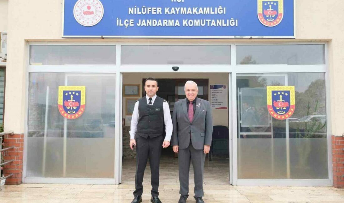 Başkan Şadi Özdemir’den Üsteğmen Önderışık’a hayırlı olsun ziyareti Nilüfer Belediye Başkanı Şadi Özdemir, Nilüfer İlçe Jandarma Komutanlığı görevine