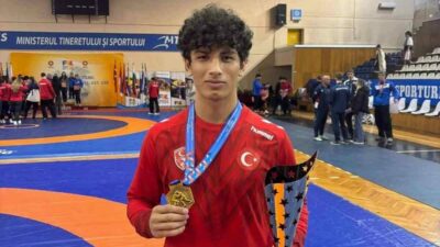 Balkan Güreş Şampiyonası’nda mücadele eden Bursa Büyükşehir Belediyespor Kulübü sporcusu