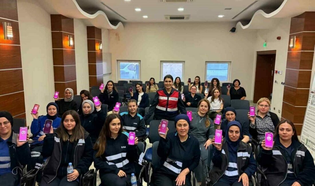 Bursa Jandarmasından kadına şiddete karşı yoğun mesai Bursa İl Jandarma Komutanlığı’na bağlı Aile İçi Şiddetle Mücadele ve