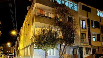 Bursa’nın İnegöl ilçesinde meydana gelen olayda 3 katlı apartmanın teras
