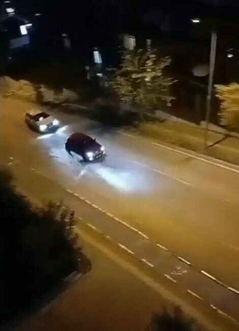 Bursa’da 45 dakikalık nefes kesen kovalamaca Bursa’da polisin “dur” ihtarına uymayan sürücü, mahallede büyük paniğe neden