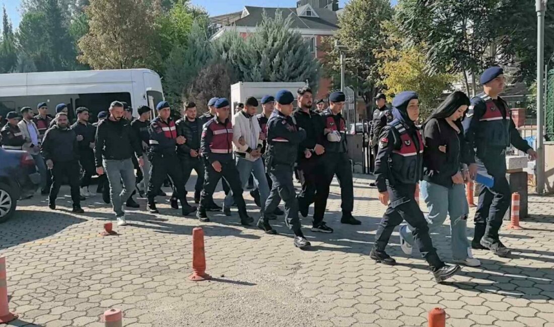 Bursa’nın İnegöl ilçesinde çıkan silahlı çatışmada 25 yaşındaki Ahmet Kılıçaslan’ın