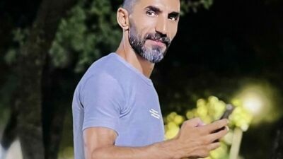 Bursa’nın Mudanya ilçesinde, yeni yaptıkları evlerinin kanalizasyon bağlantısı için çukur