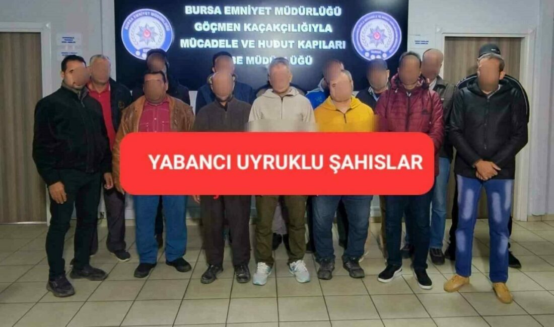 Bursa’nın İnegöl ilçesinde düzensiz göçmenlerin barındırıldığı adreslere yönelik düzenlenen operasyonda