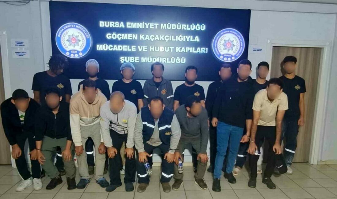 Bursa’da kaçak göçmen operasyonu Bursa Emniyet Müdürlüğü ekiplerince düzenlenen operasyonda, bir iş yerinde kaçak