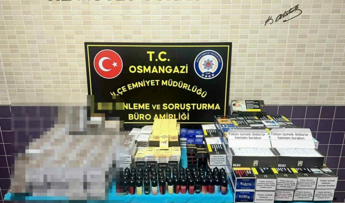Bursa’da kaçak tütün operasyonu: Binlerce kaçak ürün ele geçirildi Bursa’nın Osmangazi ilçesinde kaçak tütün mamullerine yönelik düzenlenen operasyonda çok