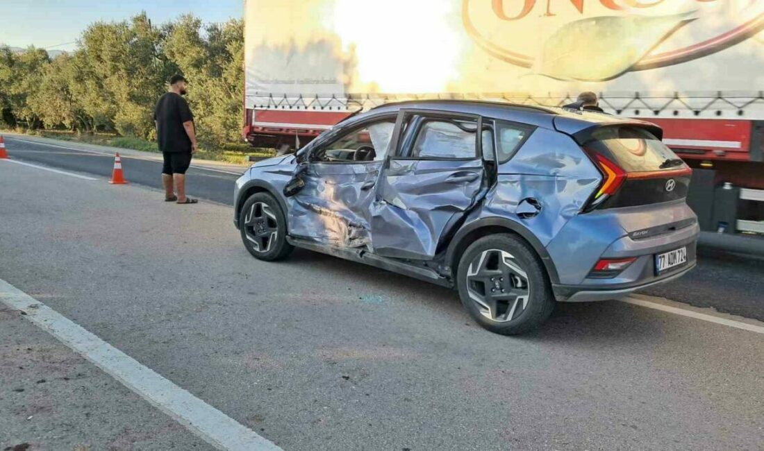 Bursa’da kamyon otomobille çarpıştı: 1 yaralı Bursa’nın Orhangazi ilçesinde meydana gelen trafik kazasında kamyon ile otomobil