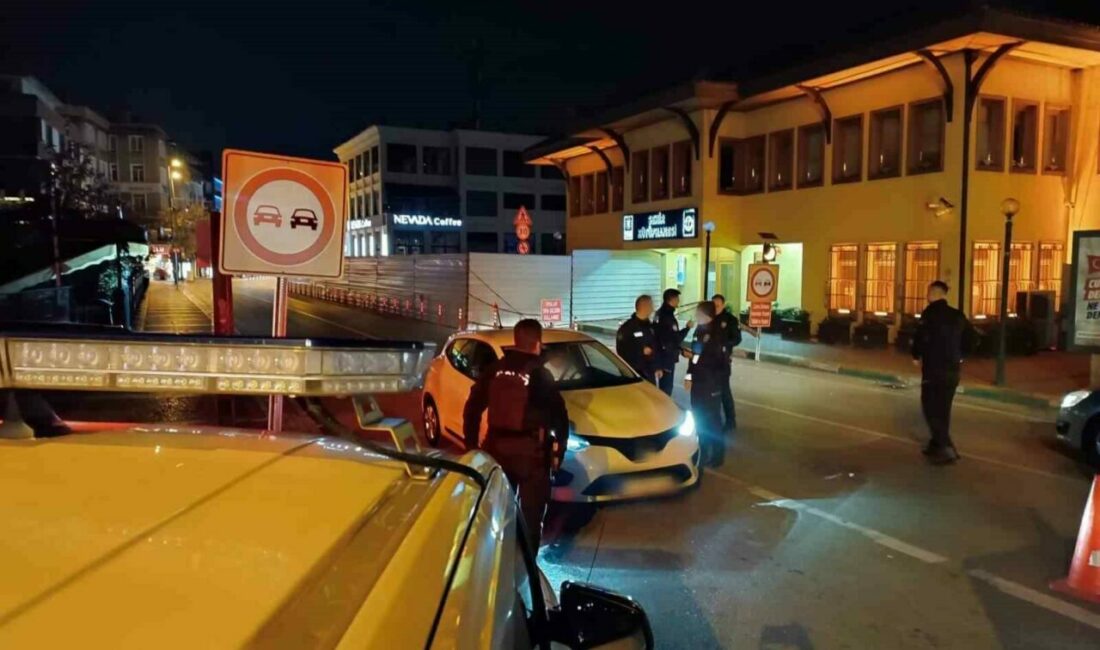 Bursa’da polisin huzur ve güven uygulamaları devam ediyor Bursa’da polis ekipleri, kentin farklı noktalarında huzur ve güven uygulaması