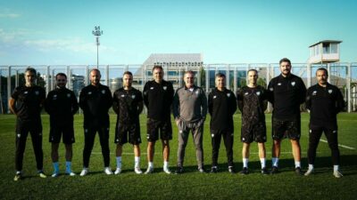 Bursaspor, yeni teknik direktör Tahsin Tam yönetimindeki teknik ekibini resmen