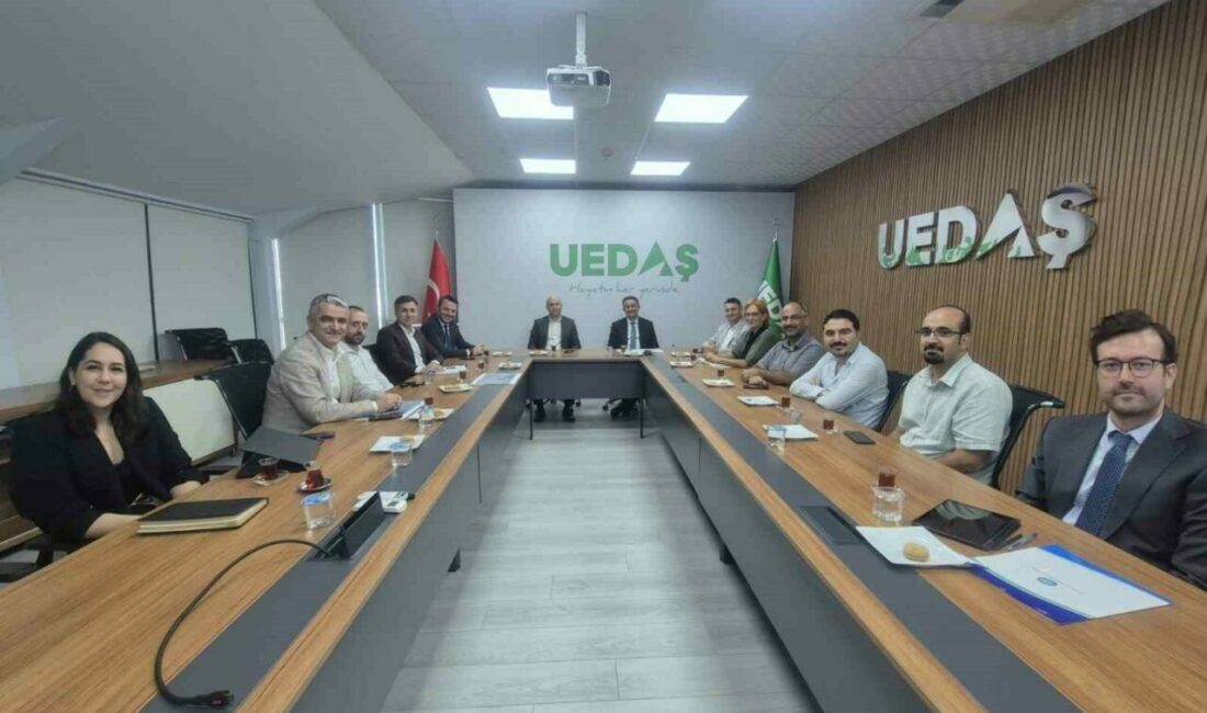 BUÜ ve UEDAŞ enerjilerini birleştiriyor Bursa Uludağ Üniversitesi (BUÜ) ile Uludağ Elektrik Dağıtım A.Ş. (UEDAŞ)