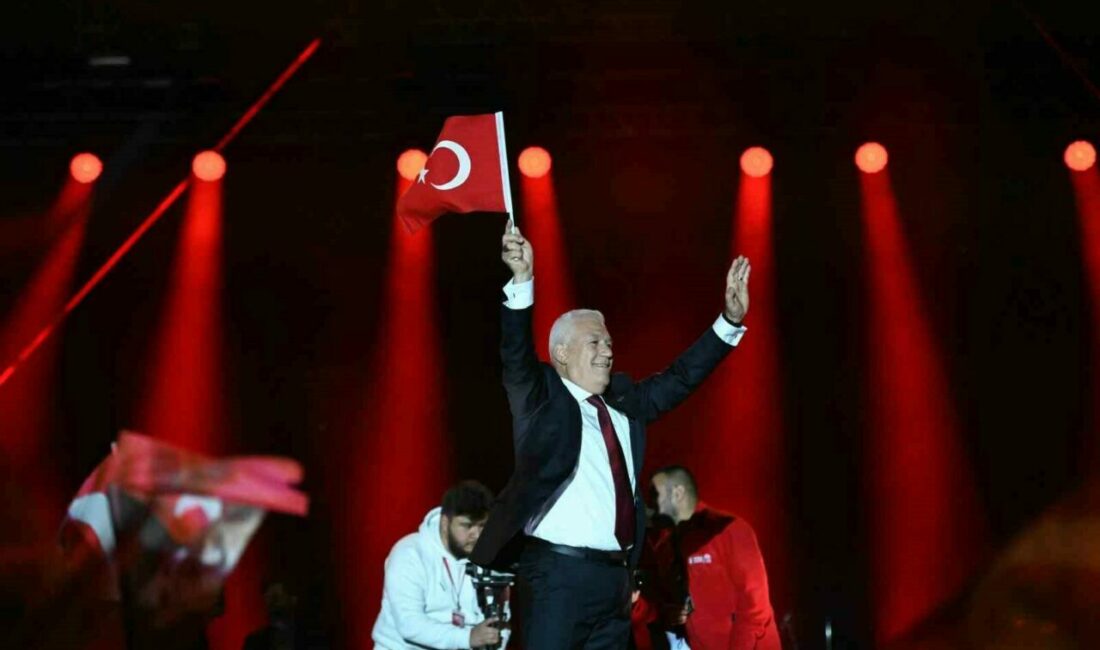 Cumhuriyet coşkusu Bursa’yı sarıyor Bursa Büyükşehir Belediyesi, 29 Ekim Cumhuriyet Bayramı coşkusunu hazırladığı zengin