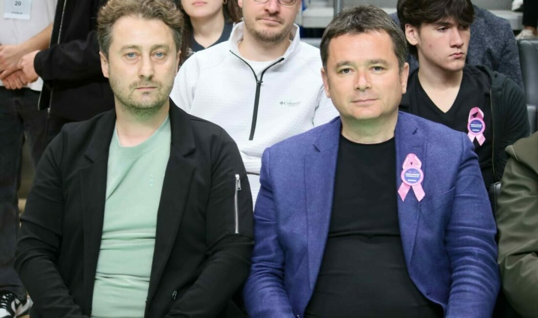 Osmangazi Belediye Başkanı Erkan Aydın, Bursaspor Basketbol’un sezonun ilk iç