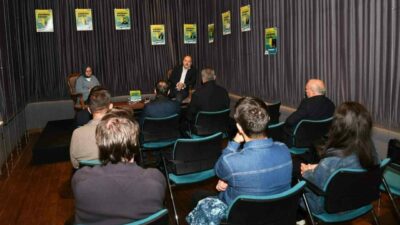 Osmangazi Belediyesi, gençlerin girişimcilik alanında farkındalık kazanmalarını amaçlayan söyleşilerine bir