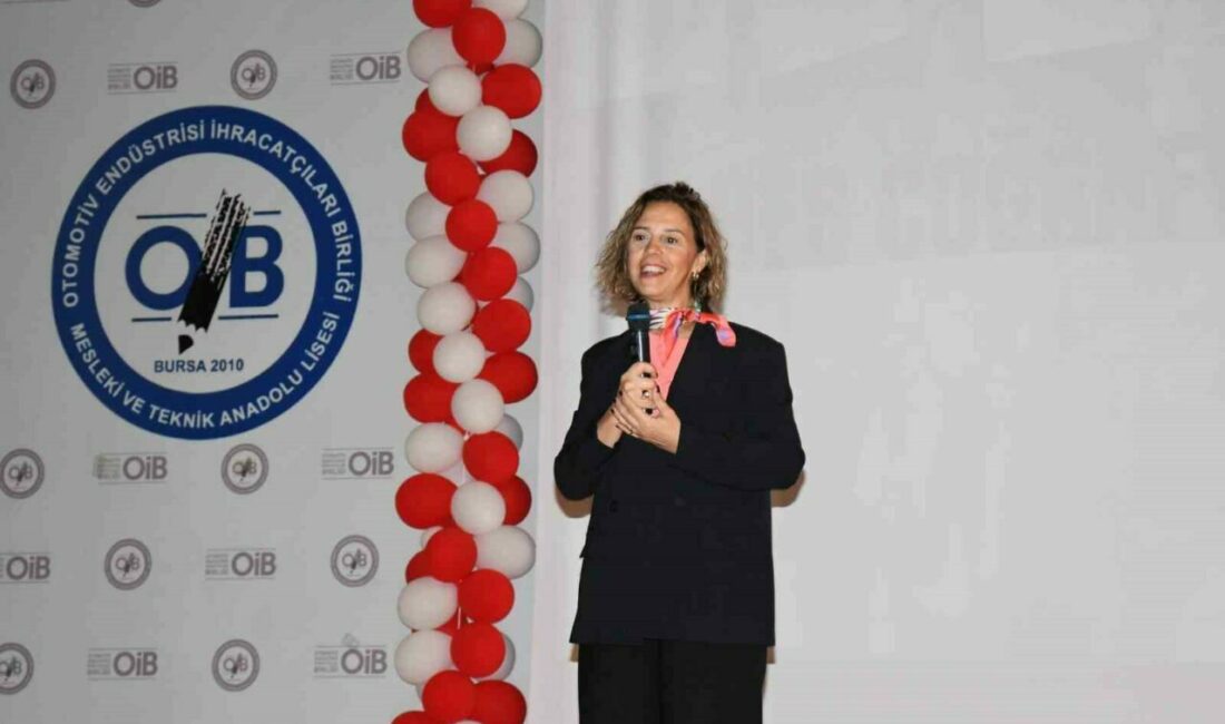 Gençlerin gönüllülük yolculuğu sertifika ile taçlandı Yeşim Grup’un Bursa Çağdaş Eğitim ve Kültür Vakfı (ÇEKVAK) iş