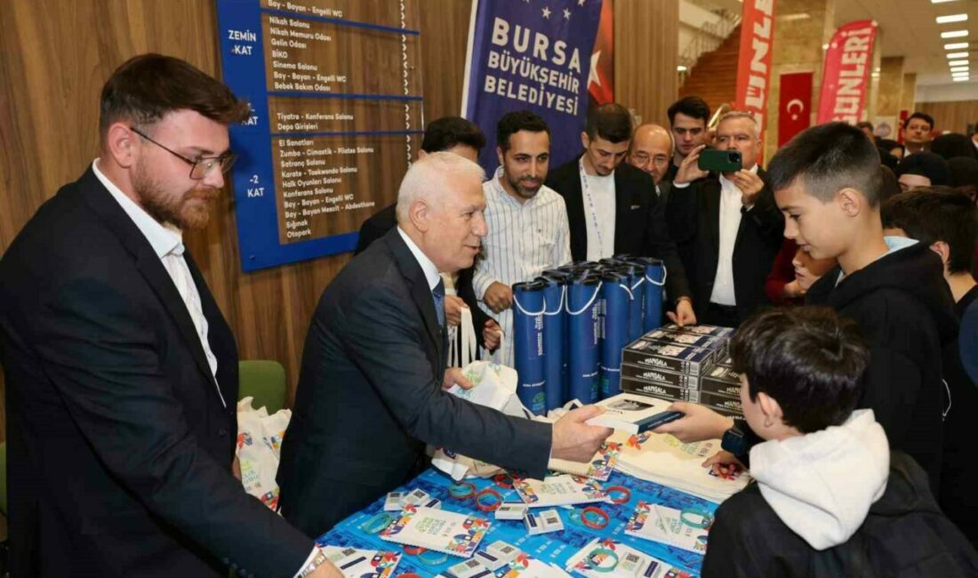 Gençlerin gözüyle ‘Cumhuriyet’ Bursa Büyükşehir Belediyesi’nin Cumhuriyet’in 102. yılına özel olarak başlattığı ‘Cumhuriyet