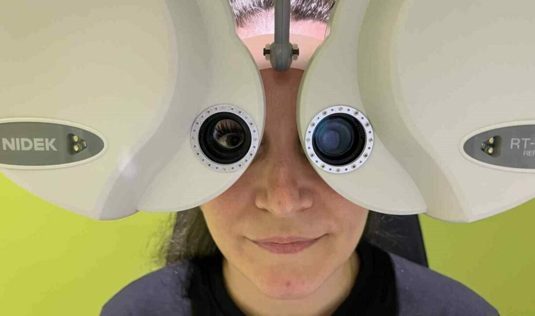 Günümüz şartlarında ekransız bir hayat düşünülemediği belirten Göz Hastalıkları Uzmanı