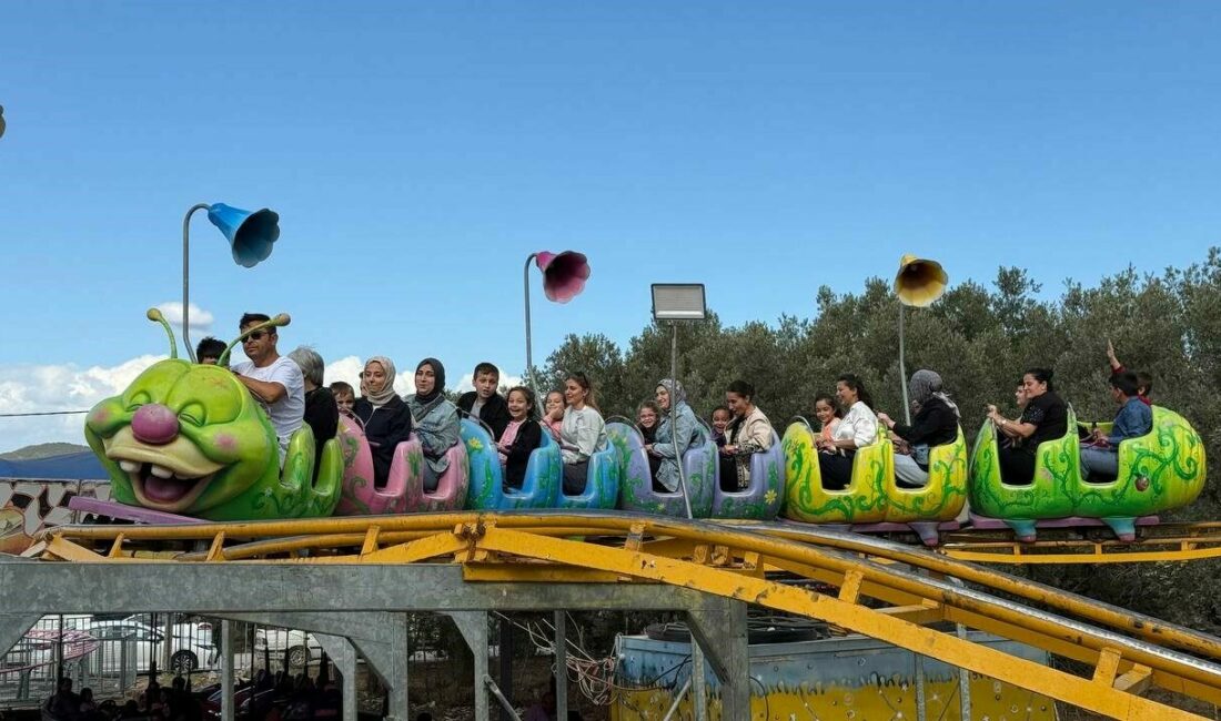 Bursa’nın İznik ilçesinde panayırın başlamasıyla birlikte kurulan lunapark, anlamlı bir