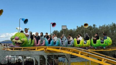 Bursa’nın İznik ilçesinde panayırın başlamasıyla birlikte kurulan lunapark, anlamlı bir