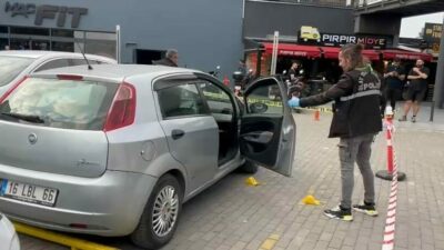 Bursa’nın Nilüfer ilçesinde Podyum Park Eğlence Merkezi’nde bulunan bir kafenin