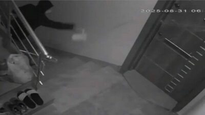 Bursa’nın İnegöl ilçesinde bir kişi, üst komşularını yaptığı davranışlarla hayatından