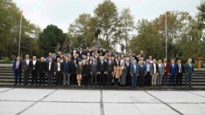 19 Ekim Muhtarlar Günü resmi törenleri bu sabah gerçekleştirildi. Atatürk